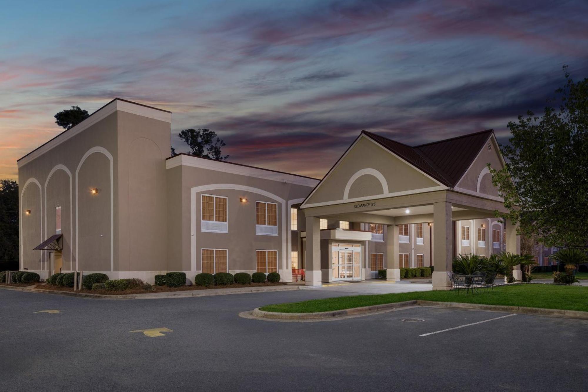 Red Roof Inn & Suites Albany, Ga Zewnętrze zdjęcie